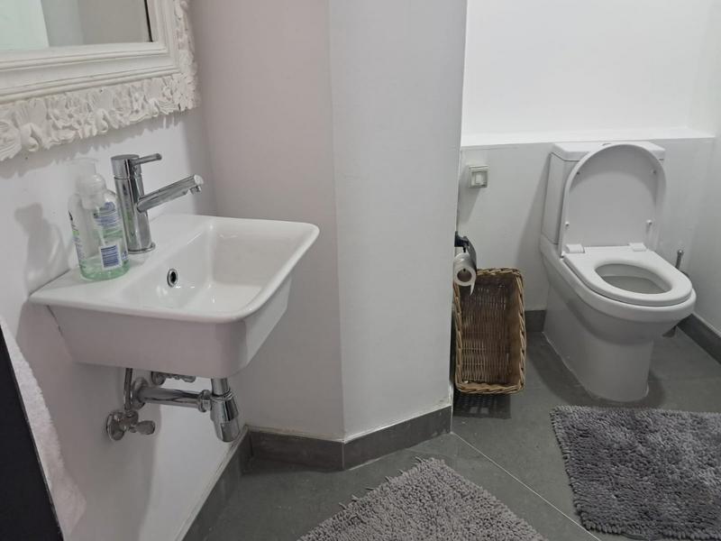 To Let 1 Bedroom Property for Rent in Sandton Central Gauteng