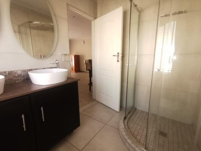To Let 4 Bedroom Property for Rent in Dunnottar Gauteng