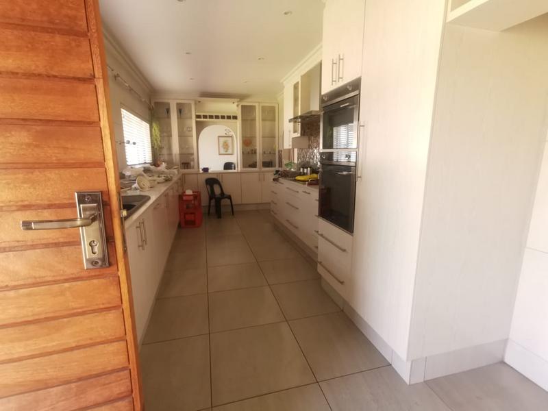 To Let 4 Bedroom Property for Rent in Dunnottar Gauteng