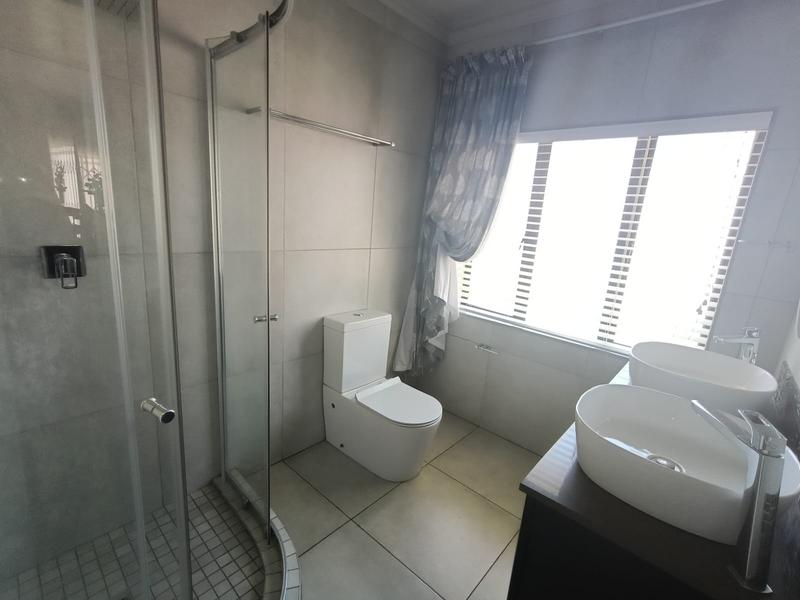 To Let 4 Bedroom Property for Rent in Dunnottar Gauteng
