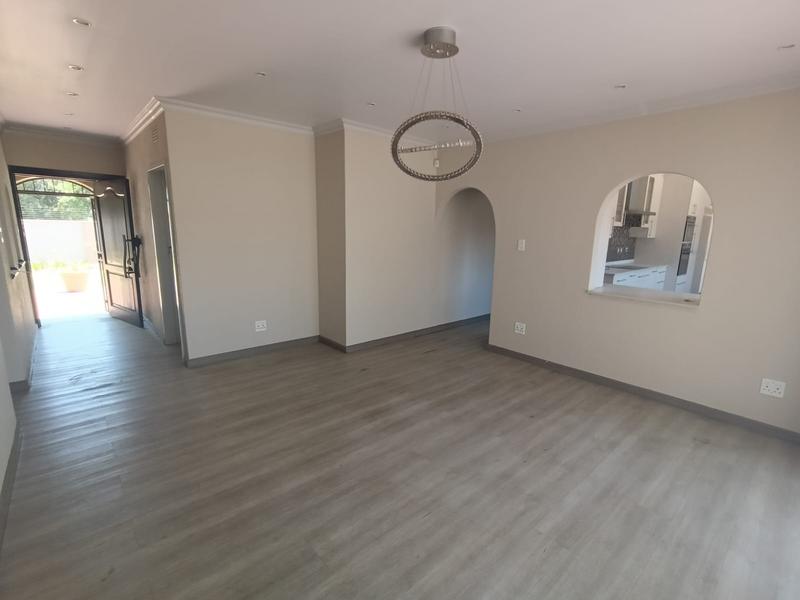 To Let 4 Bedroom Property for Rent in Dunnottar Gauteng
