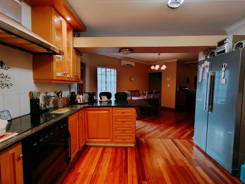 3 Bedroom Property for Sale in Eldoraigne Gauteng