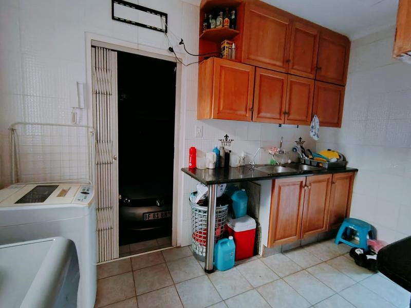 3 Bedroom Property for Sale in Eldoraigne Gauteng