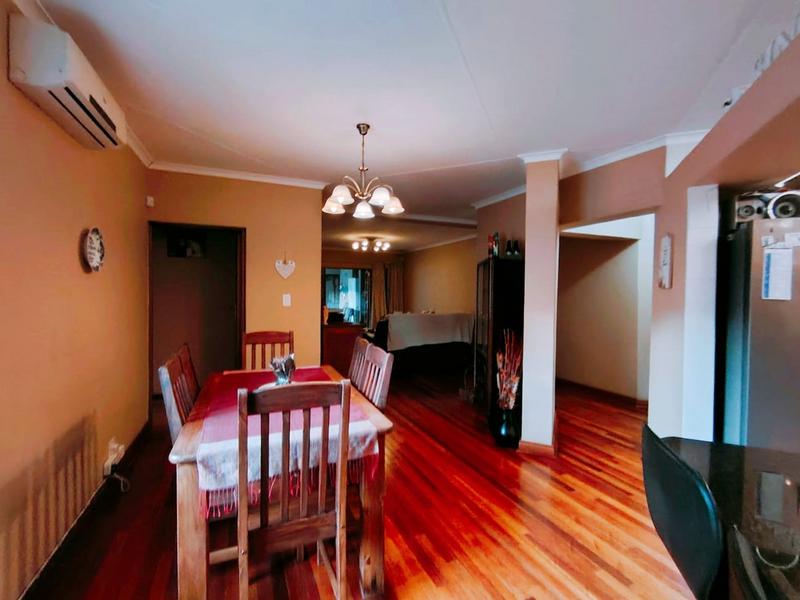 3 Bedroom Property for Sale in Eldoraigne Gauteng