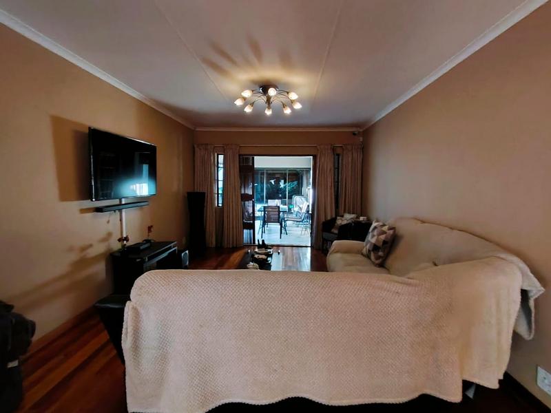 3 Bedroom Property for Sale in Eldoraigne Gauteng