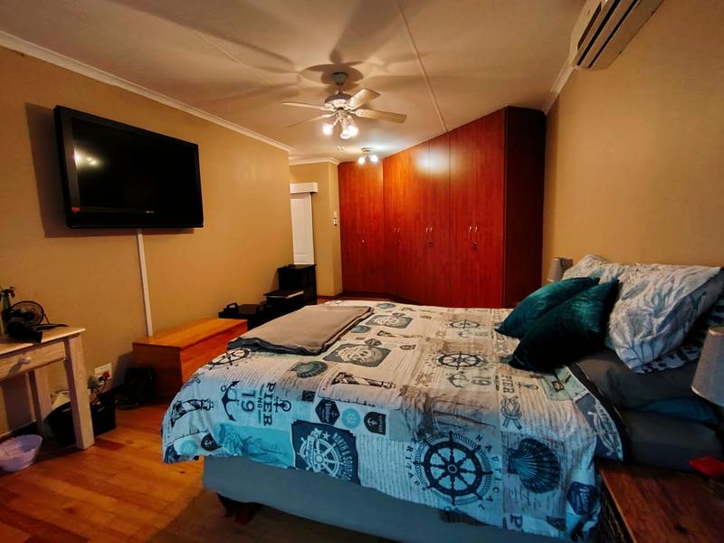 3 Bedroom Property for Sale in Eldoraigne Gauteng