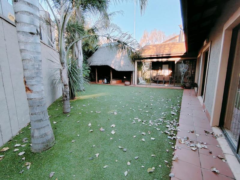3 Bedroom Property for Sale in Eldoraigne Gauteng