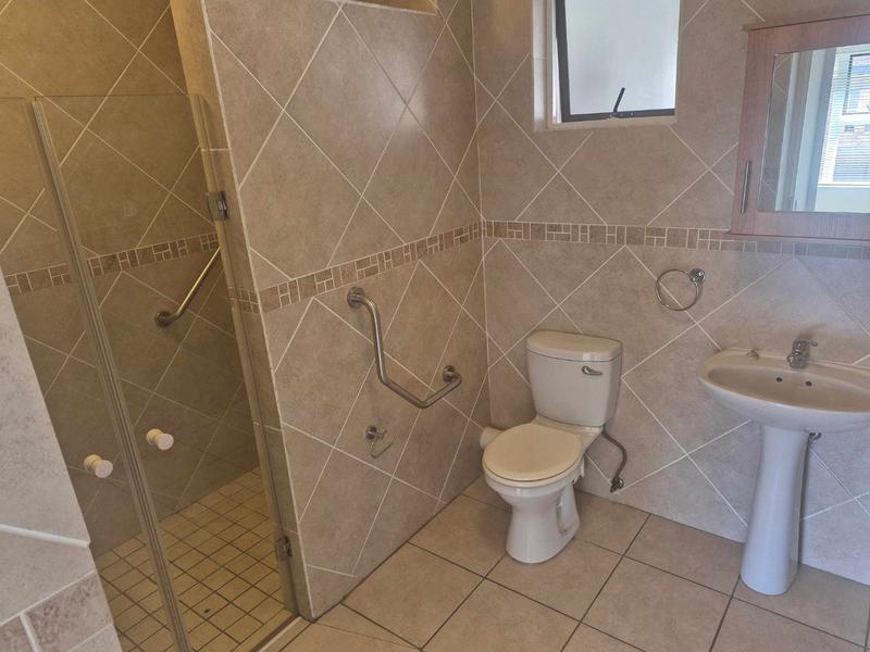 2 Bedroom Property for Sale in Montana Tuine Gauteng