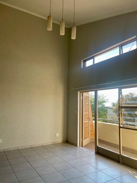 To Let 2 Bedroom Property for Rent in Lonehill Gauteng