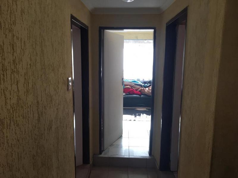 2 Bedroom Property for Sale in Naledi Gauteng