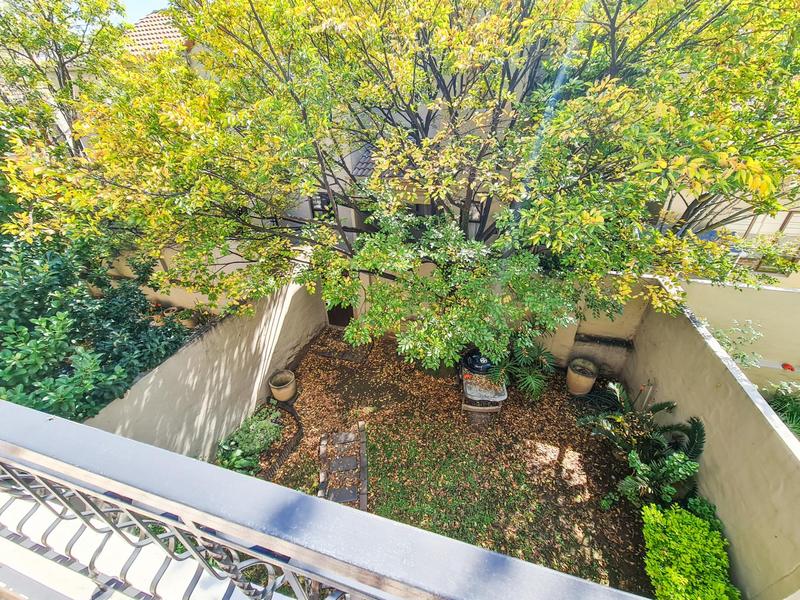 2 Bedroom Property for Sale in Sunninghill Gauteng