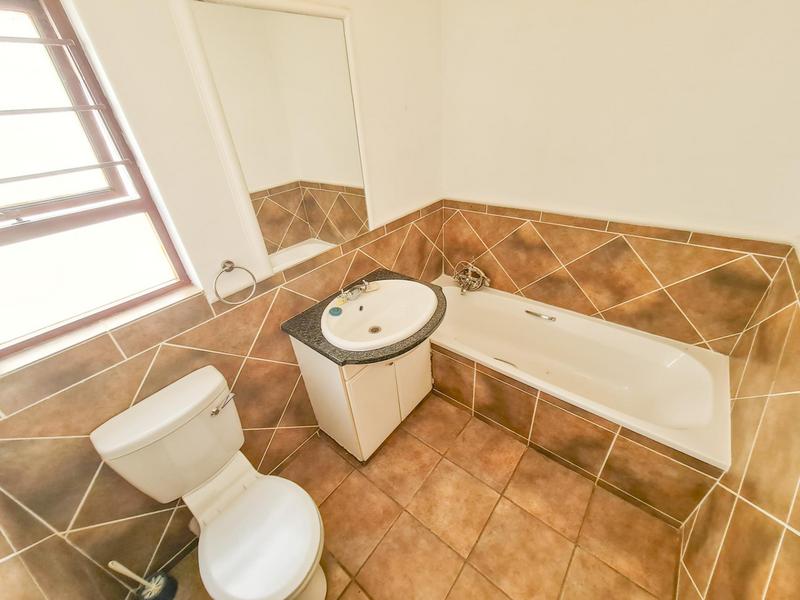 2 Bedroom Property for Sale in Sunninghill Gauteng