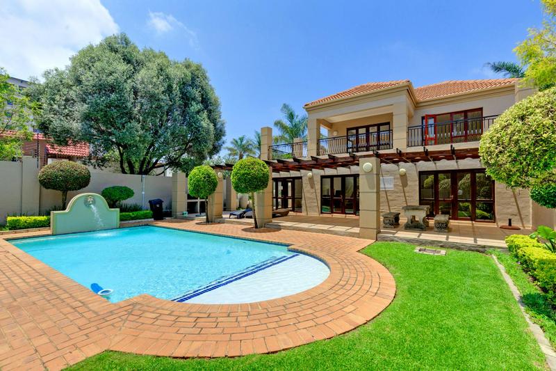 2 Bedroom Property for Sale in Sunninghill Gauteng