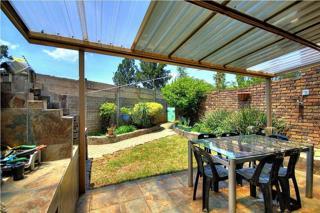 3 Bedroom Property for Sale in Brackendowns Gauteng