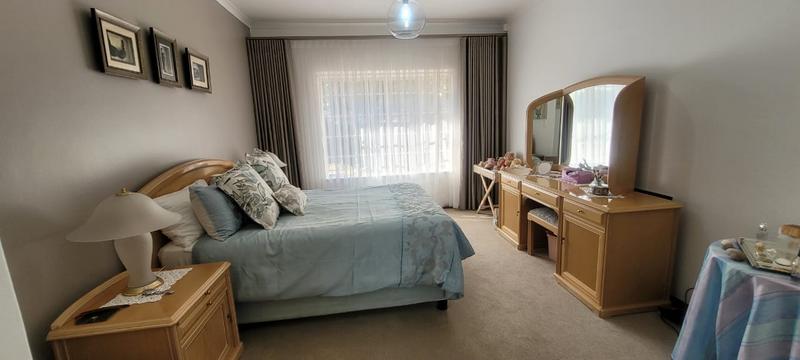 3 Bedroom Property for Sale in Brackenhurst Gauteng