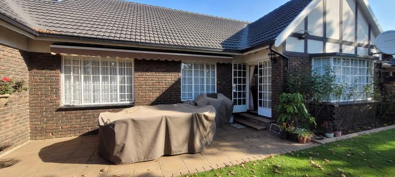 3 Bedroom Property for Sale in Brackenhurst Gauteng