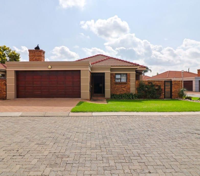 3 Bedroom Property for Sale in New Market Gauteng