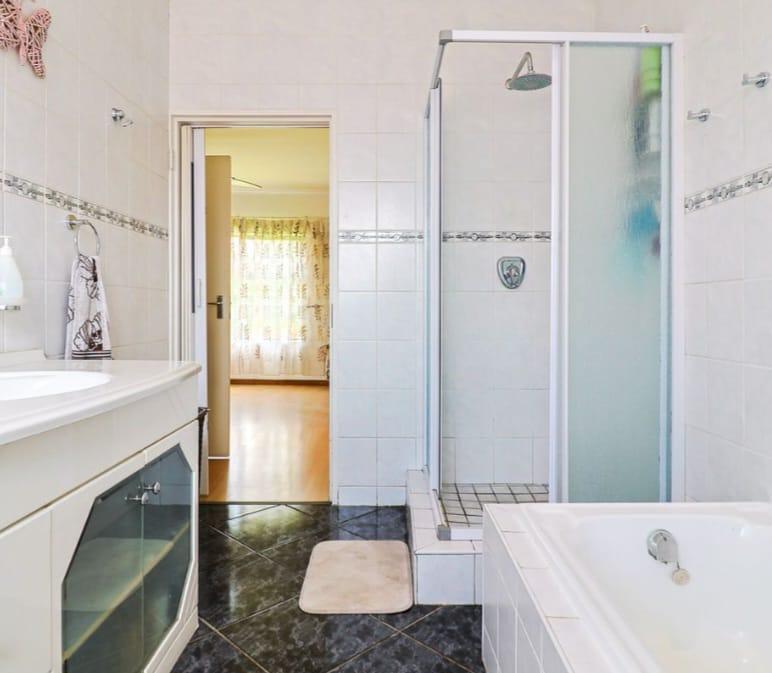 3 Bedroom Property for Sale in New Market Gauteng