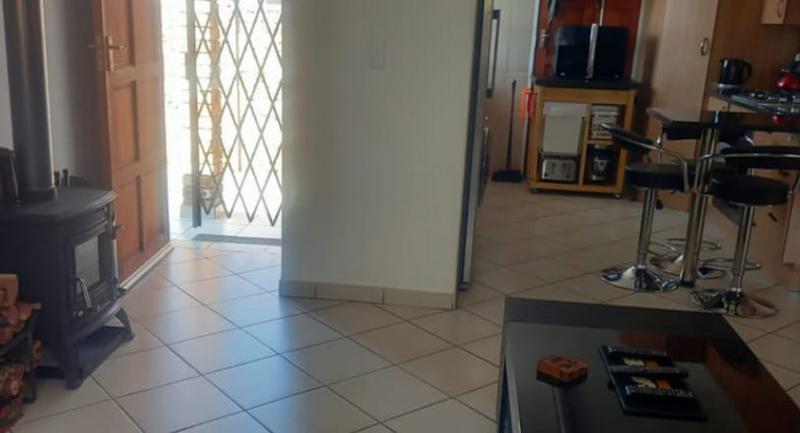3 Bedroom Property for Sale in New Market Gauteng