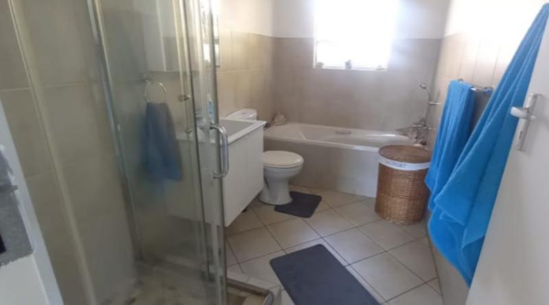 3 Bedroom Property for Sale in New Market Gauteng