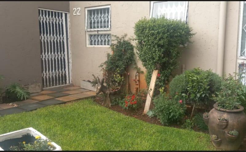 2 Bedroom Property for Sale in South Crest Gauteng