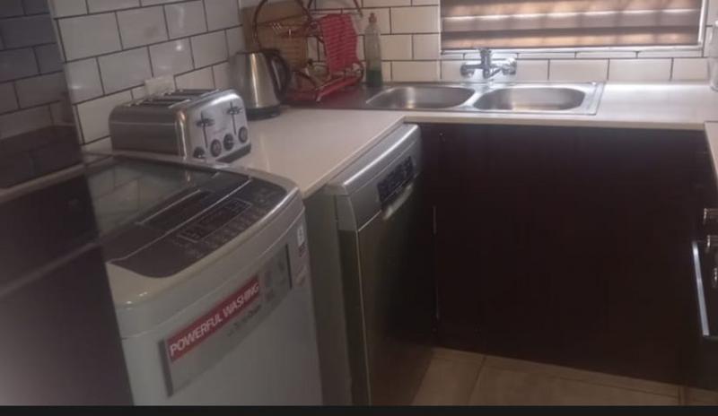 2 Bedroom Property for Sale in South Crest Gauteng