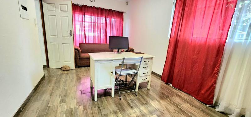 3 Bedroom Property for Sale in Verwoerdpark Gauteng