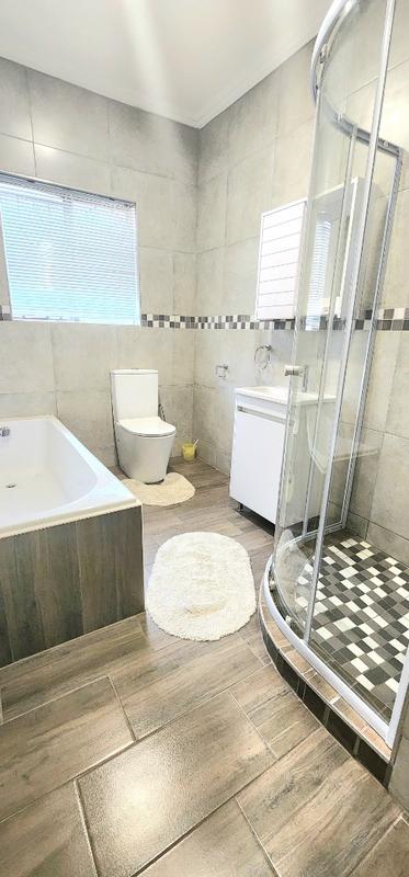 3 Bedroom Property for Sale in Verwoerdpark Gauteng