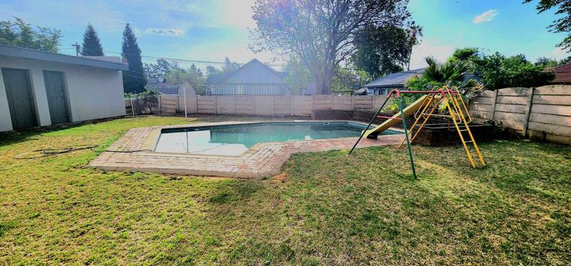 3 Bedroom Property for Sale in Verwoerdpark Gauteng