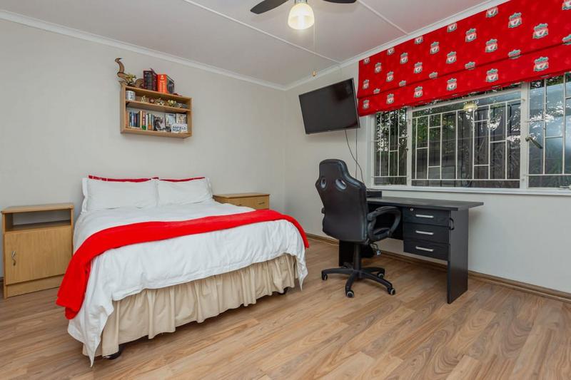 4 Bedroom Property for Sale in Raceview Gauteng