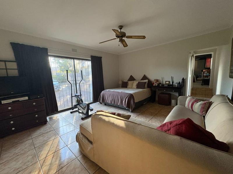 4 Bedroom Property for Sale in Raceview Gauteng