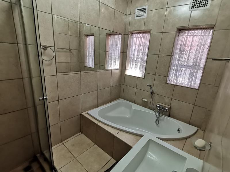 3 Bedroom Property for Sale in Vanderbijlpark SE 1 Gauteng