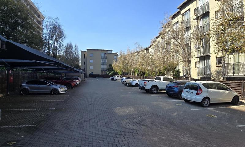 To Let 1 Bedroom Property for Rent in Braamfontein Gauteng