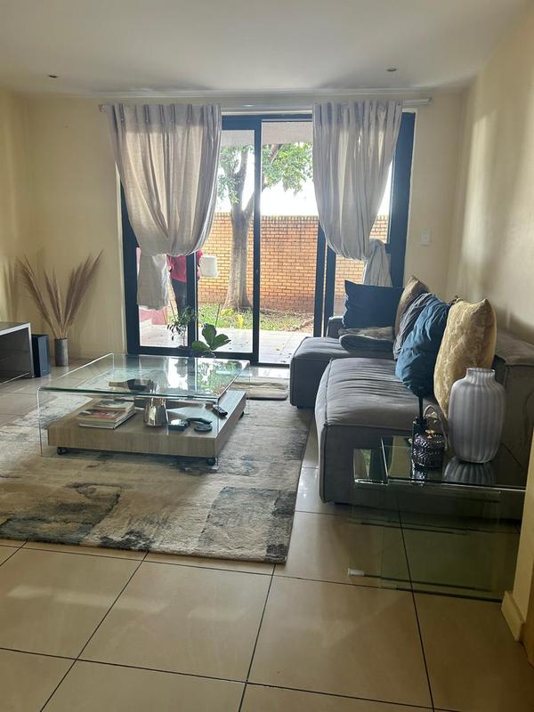 2 Bedroom Property for Sale in Rooihuiskraal North Gauteng
