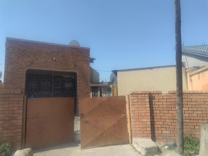 8 Bedroom Property for Sale in Ivory Park Gauteng