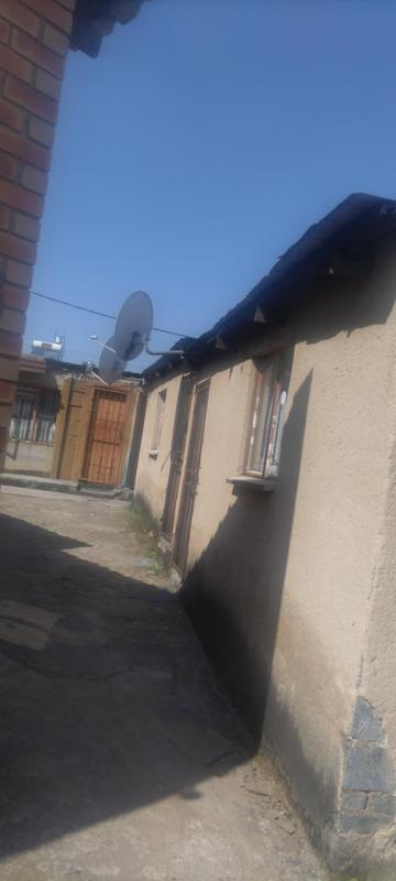 8 Bedroom Property for Sale in Ivory Park Gauteng