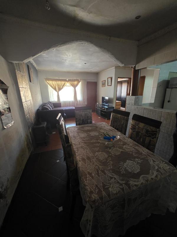 5 Bedroom Property for Sale in Tembisa Gauteng