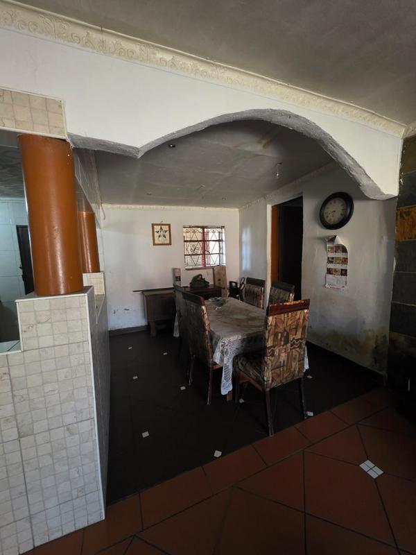 5 Bedroom Property for Sale in Tembisa Gauteng