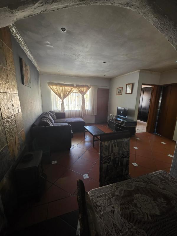 5 Bedroom Property for Sale in Tembisa Gauteng
