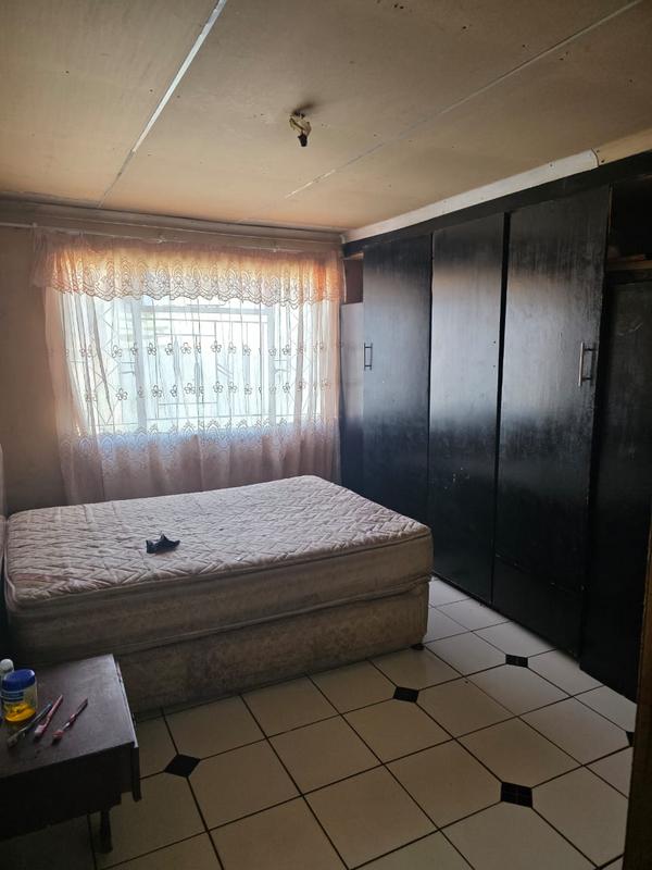 5 Bedroom Property for Sale in Tembisa Gauteng