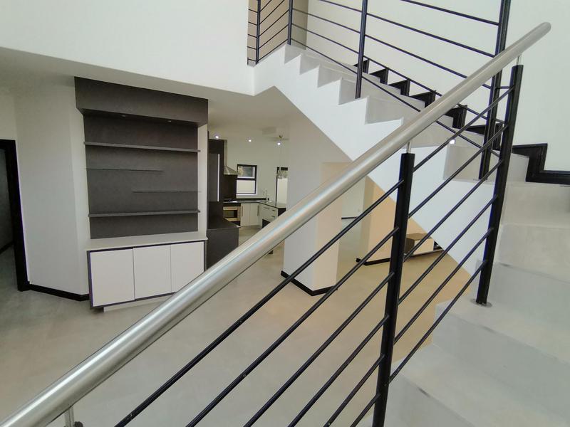 To Let 4 Bedroom Property for Rent in Bedfordview Gauteng