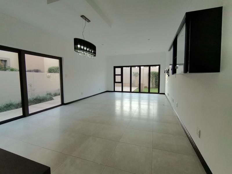 To Let 4 Bedroom Property for Rent in Bedfordview Gauteng