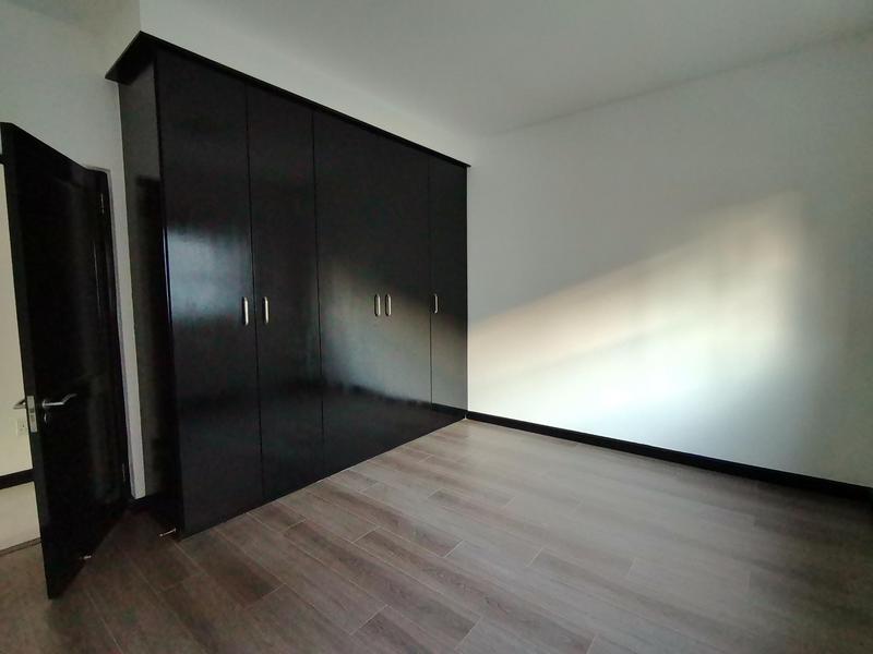 To Let 4 Bedroom Property for Rent in Bedfordview Gauteng