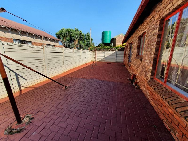 0 Bedroom Property for Sale in Chantelle Gauteng