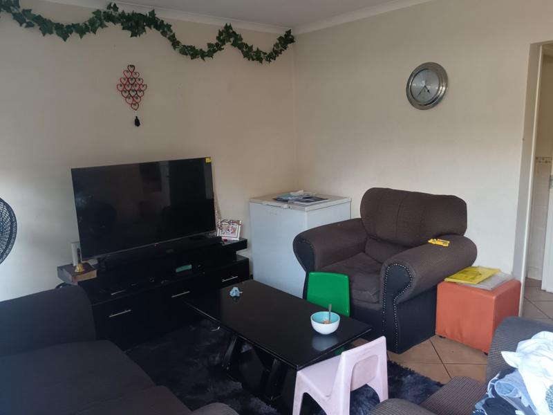 2 Bedroom Property for Sale in Pretoria North Gauteng