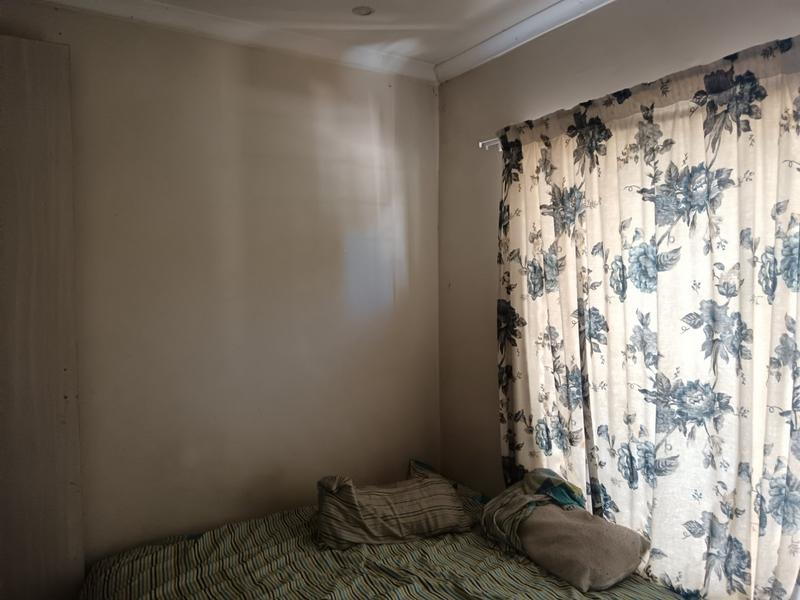 2 Bedroom Property for Sale in Pretoria North Gauteng