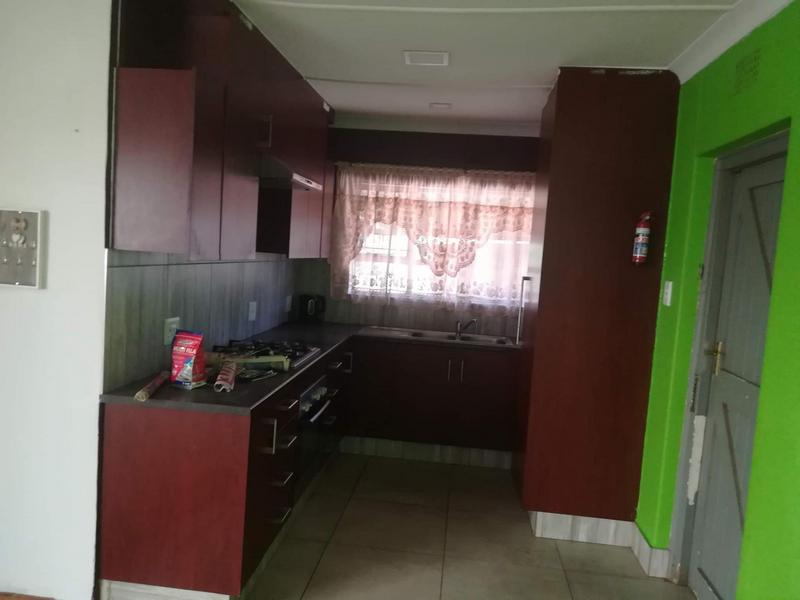 To Let 3 Bedroom Property for Rent in Wannenburghoogte Gauteng