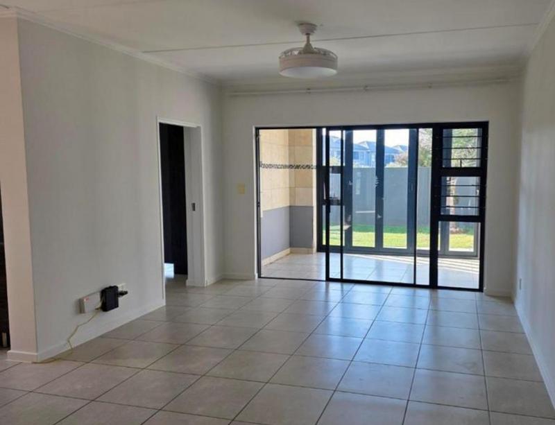 To Let 3 Bedroom Property for Rent in Modderfontein Gauteng