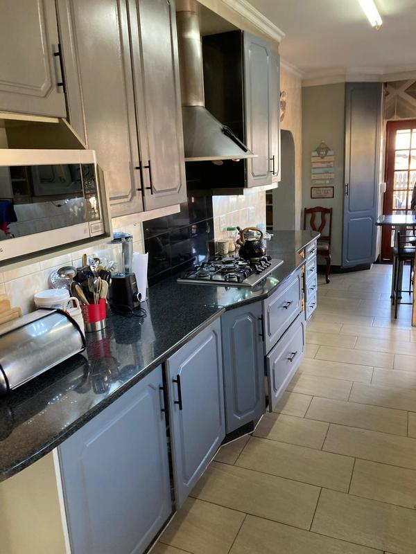 4 Bedroom Property for Sale in Primrose Hill Gauteng