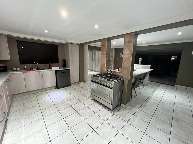 To Let 4 Bedroom Property for Rent in Dalview Gauteng